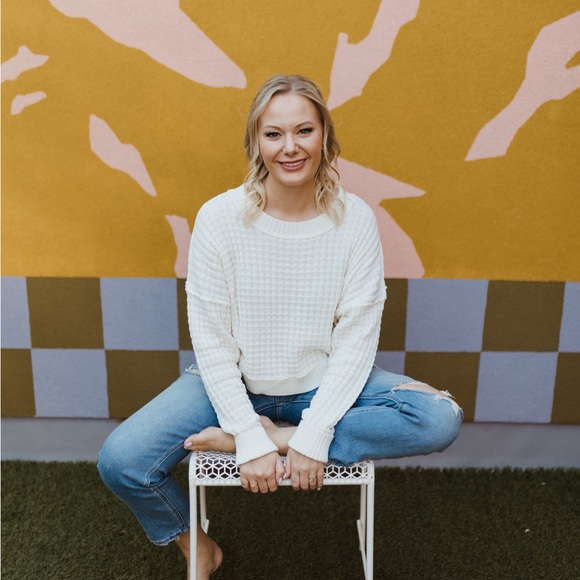 Meet your Posher, Shannon - Picture 3 of 3